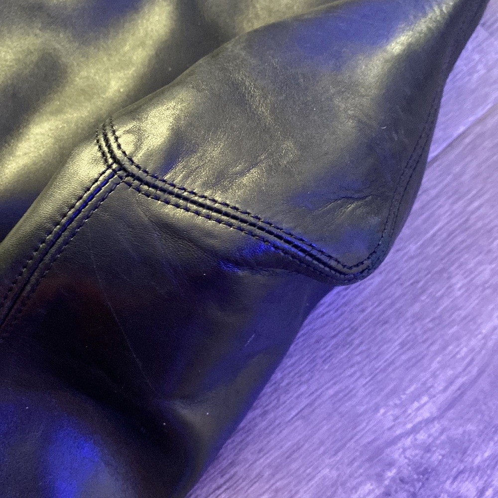 Black leather tote bag from Creatures Of Comfort - Picture 9 of 16